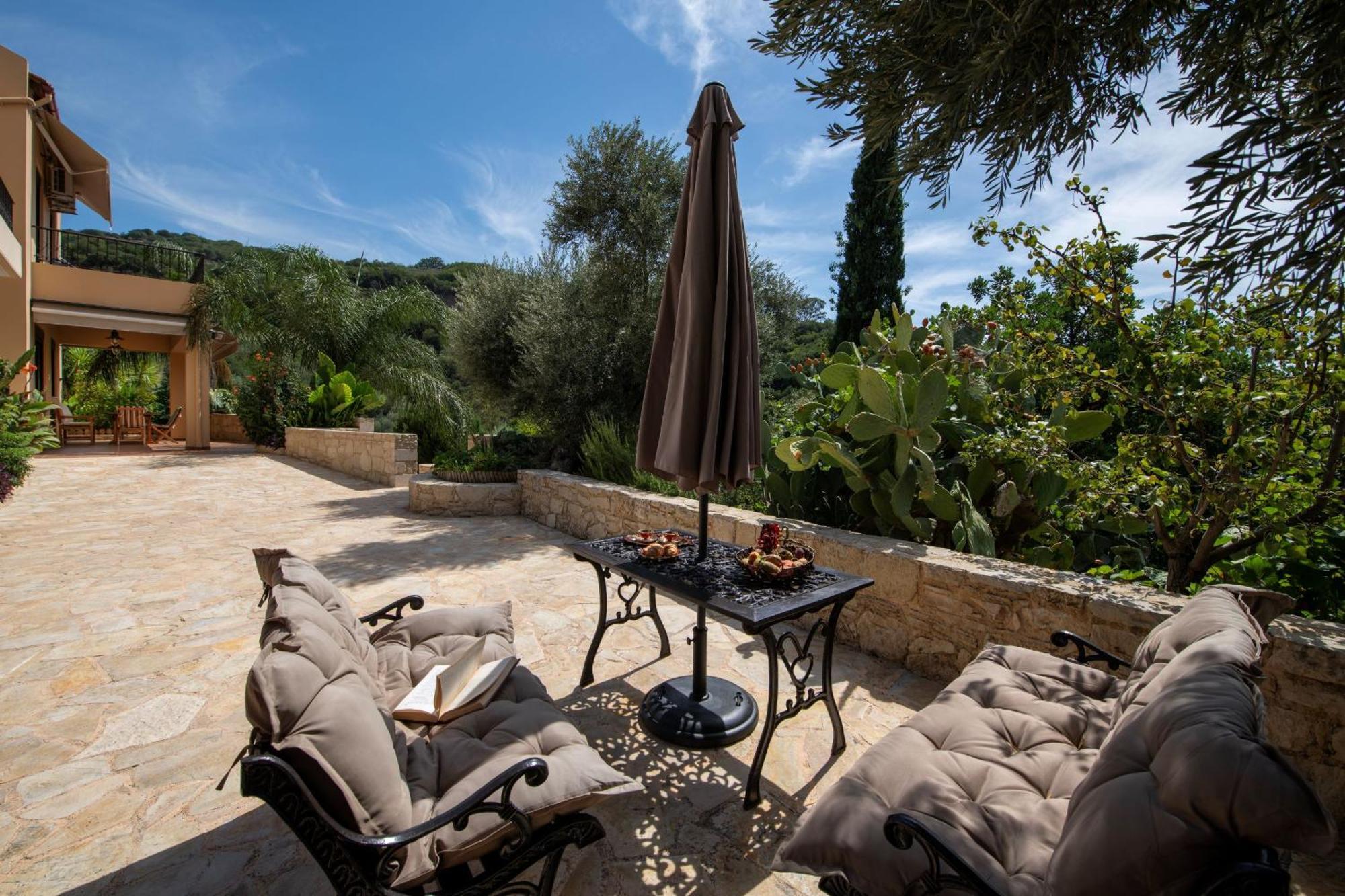 Serenity River Villa Palaiochora Exterior foto