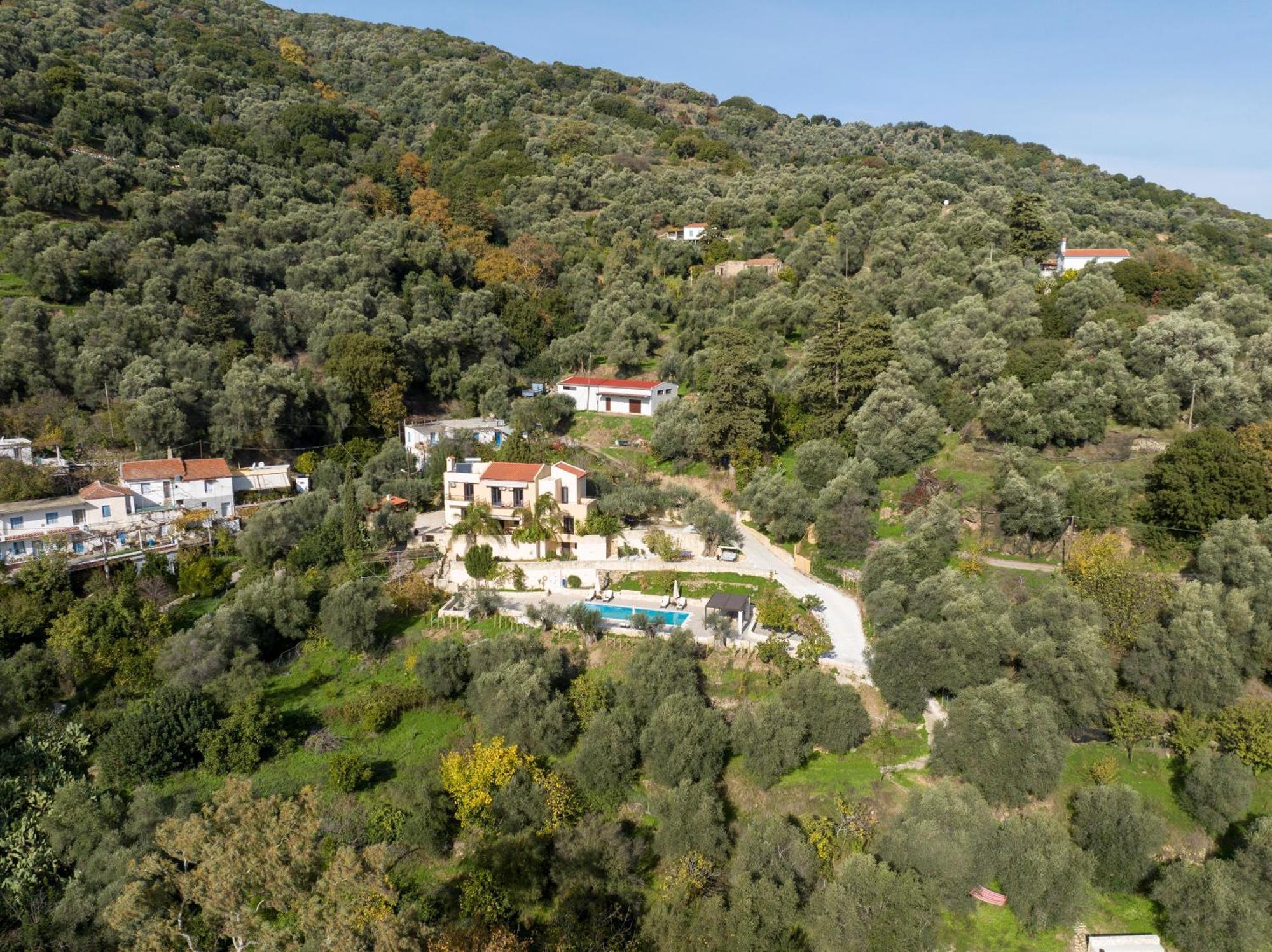 Serenity River Villa Palaiochora Exterior foto